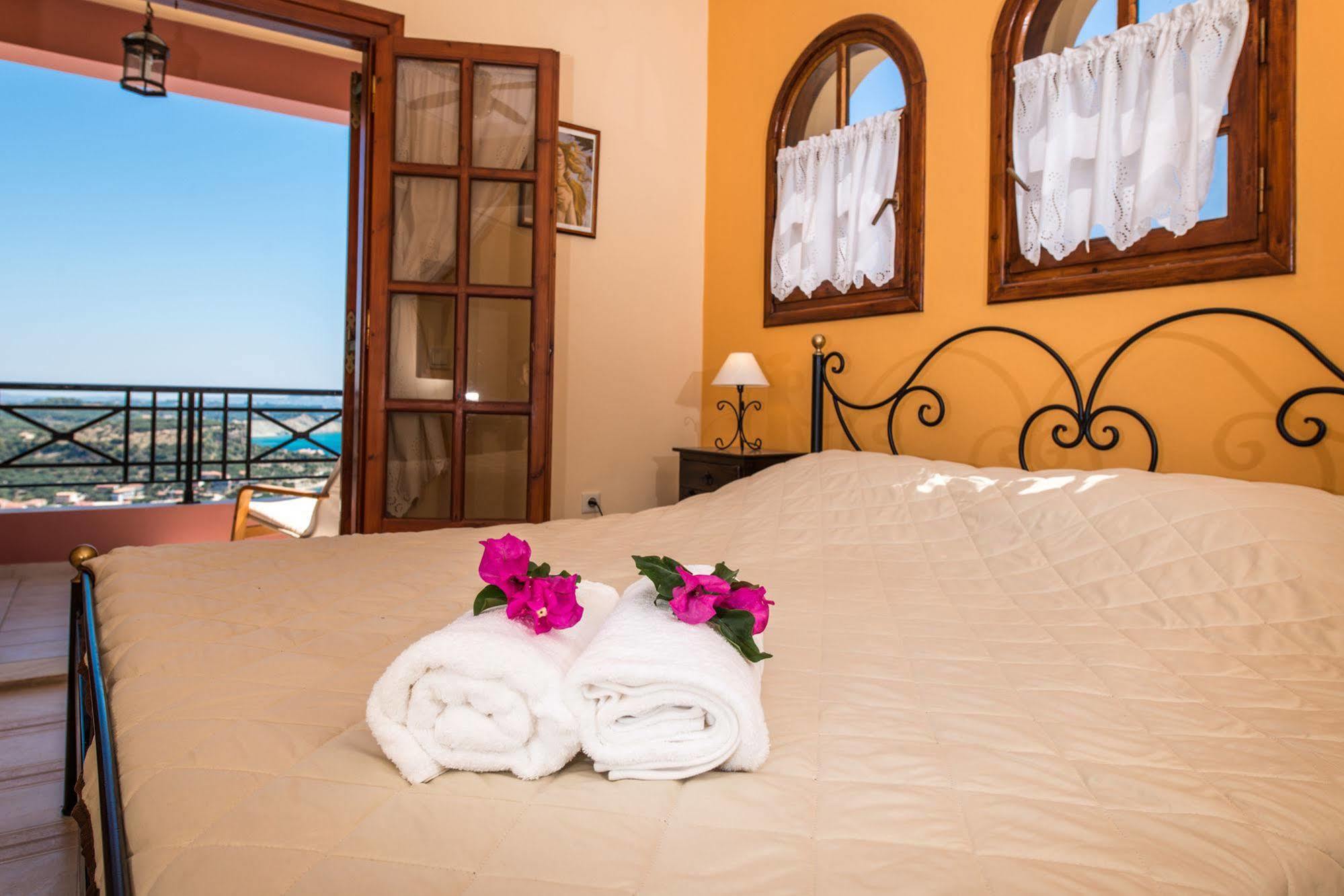 Villa Eora Keri Екстер'єр фото